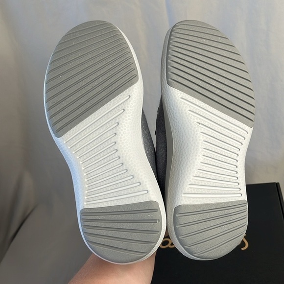 Allbirds Women's Wool Runner-Up Mizzles - Picture 6 of 11